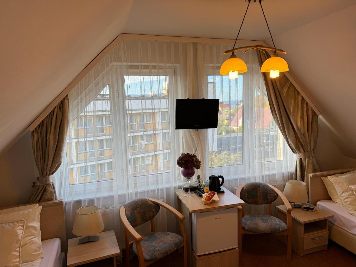 Politechnika Warszawska Osrodek Wypoczynkowy Hotel Sarbinowo Buitenkant foto
