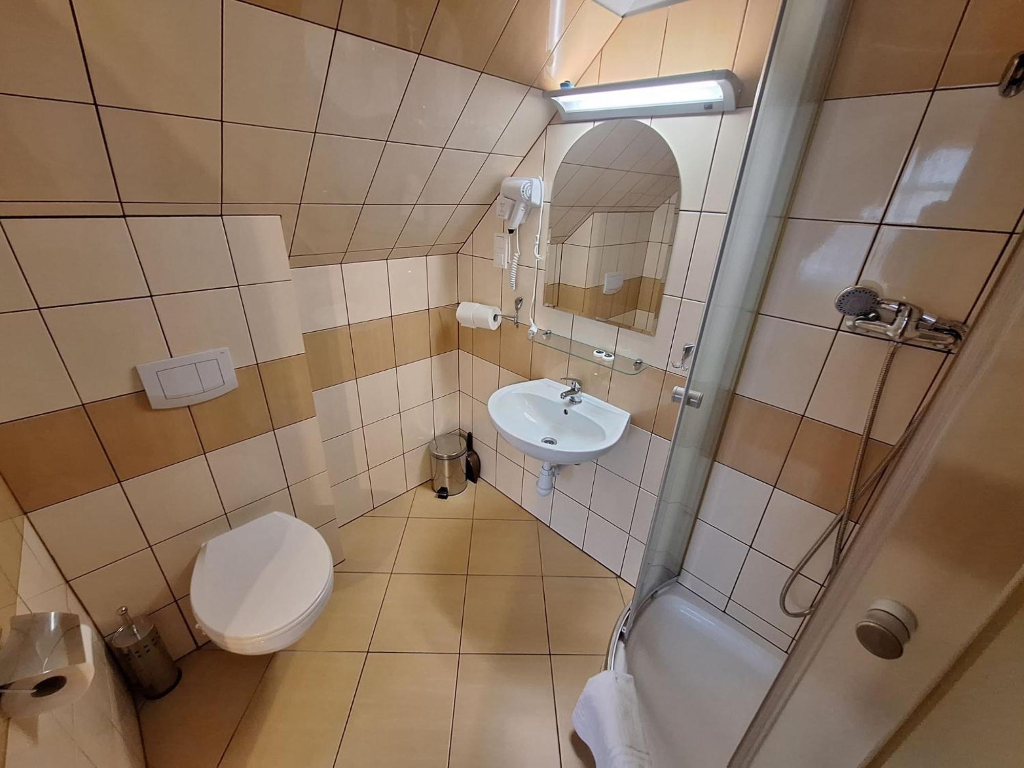 Politechnika Warszawska Osrodek Wypoczynkowy Hotel Sarbinowo Buitenkant foto