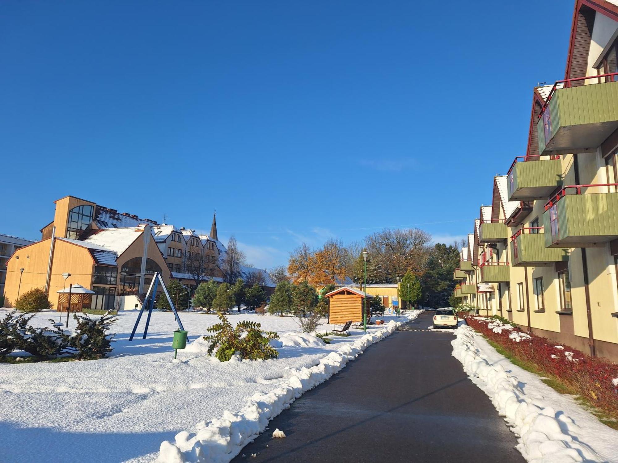Politechnika Warszawska Osrodek Wypoczynkowy Hotel Sarbinowo Buitenkant foto